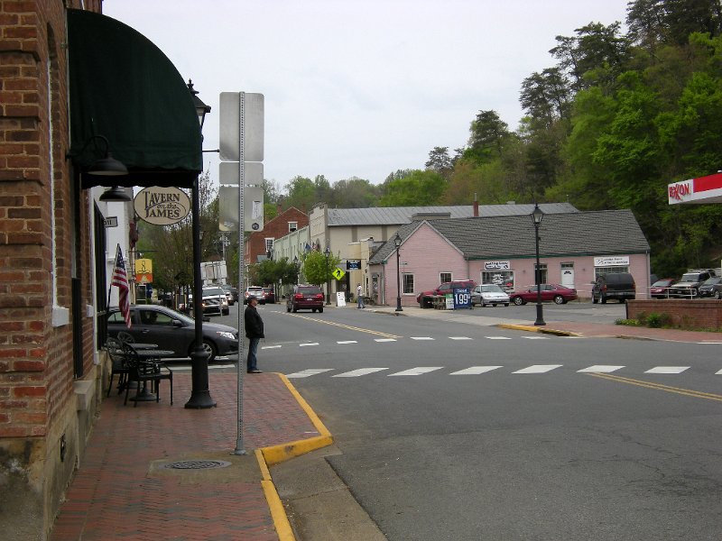 Image 037.JPG - Main Street, Scottsville, VA (Bob Robb photo)
